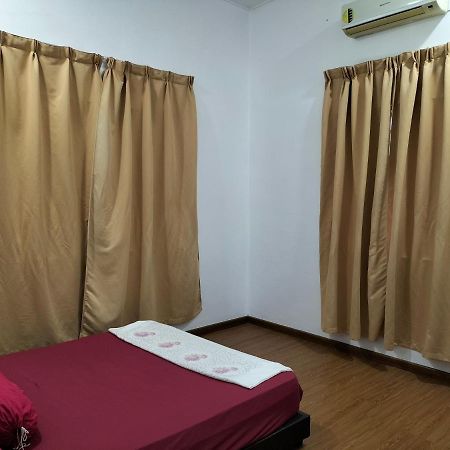 Che Na Homestay Pontian Pontian Kecil Eksteriør bilde